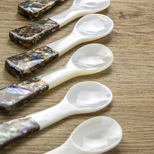 Cuchara de nácar para servir caviar, estilo moderno, cuchara de concha de capiz para helado, cuchara para postre, venta al por mayor desde Vietnam - Product Image 3