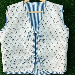 Chaqueta acolchada ligera para mujer, chaleco sin mangas con estampado floral y frente abierto para mujer con lazo frontal - Product Image 1