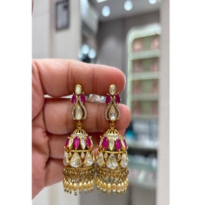 Pendientes de Gotas de Moissanita Chapados en Oro de Latón, Atractivos, de Calidad Excepcional, Modernos, para Mujeres y Niñas, para Bodas y Fiestas - Product Image 1