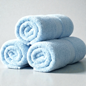 Toallas de Baño 100% Algodón Peinado, 600 GSM, Ultra Suaves, Altamente Absorbentes, Color Sólido, Juego de Toallas de Lujo Tejidas, Secado Rápido, Spa, Oeko-Tex - Product Image 4