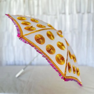 Décorations artisanales classiques indiennes du Rajasthan pour la cérémonie Haldi Mehndi, accessoires d'événement, fleurs dorées en Gota, patchs en Gota - Product Image 3