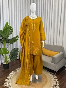 Ensemble Sharara jaune en Georgette, 3 pièces, Salwar Kameez, broderie Zari dorée, tenue de mariage pakistanaise - Product Image 1
