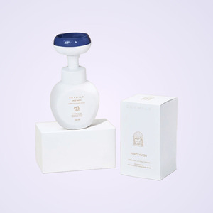 Savon liquide Sky Milk, produit coréen K-Beauty pour le lavage des mains, fabriqué en Corée, soins pour la peau, bain pour hommes et femmes. - Product Image 6