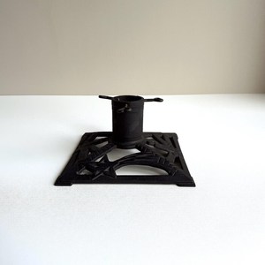 ขาตั้งต้นคริสต์มาสแบบวินเทจ เหล็กหล่อ สีดำ ดอกโป๊ยเซียน 50 ปี ยุค 60 กลางศตวรรษ - Product Image 2