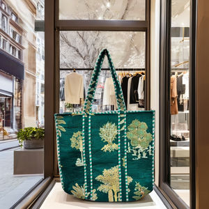 Floral Printed <b>Black</b> Cotton Quilted Lady Fashion <b>Bags</b> Lightweight Tote <b>Bag</b> <b>Women</b> Shoulder <b>Bag</b> Stylish Shopping Travel Everyday - Product Image 3