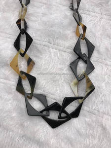 Collier de verrouillage de chaîne de corde classique naturelle pour la fête - Product Image 4