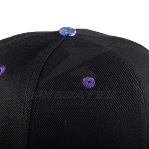 Gorra Unisex de 6 Paneles con Cierre a Presión, Corona Negra, Diseño Sublimado con Estampado de Galaxia en el Borde, Estilo Urbano, Informal, para Adultos, Primavera/Verano - Product Image 6