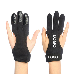 Gant de tir à l'arc en cuir à 3 doigts, protection réglable avec fermeture Velcro pour le poignet, équipement de chasse et de tir pour arc classique, vente en gros - Product Image 1