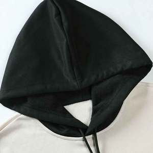Sudaderas ligeras y transpirables para hombre a precio razonable, básicas, de color sólido, hechas en Pakistán. - Product Image 2