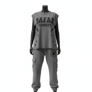 Conjunto Premium de Camiseta sin Mangas y Pantalones Deportivos para Mujer, Algodón GSM con Forro Polar, Color Gris, Impresión Personalizada y Logotipo Bordado - Product Image 1