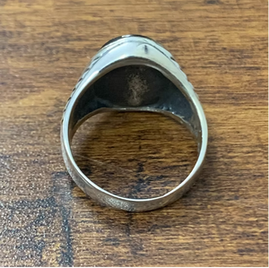 Bague Chevalière Homme en Onyx Noir, Argent Sterling 925 Massif, Pierre Ovale, Design Élégant à Coupes Lignées, Tendance, pour Toutes Occasions - Product Image 4