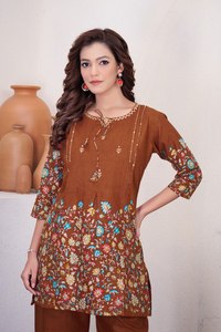 Conjunto coordinado de algodón puro estampado de primera calidad con trabajo Kantha para mujer |   Ropa Étnica Informal |   Exportación al por Mayor - Product Image 5