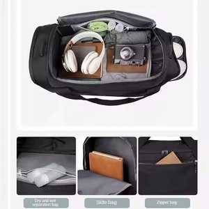 กระเป๋าเดินทางแบบดัฟเฟิลขนาดใหญ่ NESTA SPORTS พร้อมโลโก้สั่งทำพิเศษ  วัสดุกันน้ำ Oxford  มีซิปและช่องใส่รองเท้า เหมาะสำหรับกีฬาและฟิตเนส - Product Image 2