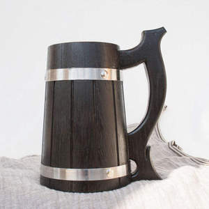 Mug à bière en bois fait main au design unique, avec insert en acier inoxydable, poignée classique, style rustique, disponible au prix de gros - Product Image 4