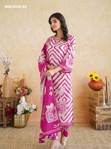 Ensemble Kurti-Pant en Soie Morgan de Bonne Qualité avec Impression Numérique et Dupatta Imprimée – Mode Féminine – Fournisseur Grossiste Exportateur - Product Image 3