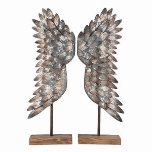 ชุดประติมากรรมรูปปีก 2 ชิ้น สไตล์โมเดิร์นจากอินเดีย สไตล์ร่วมสมัย งานแฮนด์เมดสไตล์นอร์ดิก ของตกแต่งบ้าน ทำจากเหล็กและฐานไม้ - Product Image 1