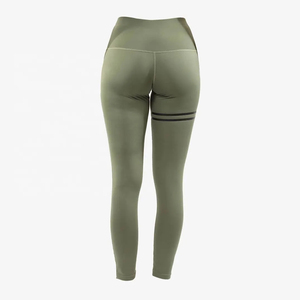 Ensemble de yoga 2 pièces pour femme, couleur bordeaux uni, haut court dos nageur, leggings taille haute longueur intégrale, sans couture, extensible dans les quatre sens, vêtements de sport - Product Image 5