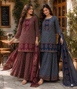 Ensemble Sharara pour femme en coton bleu avec imprimé gaufré, comprenant un haut et un dupatta, style traditionnel indien pakistanais, pour fêtes et tenues décontractées, longueur au sol, coupe classique - Product Image 3