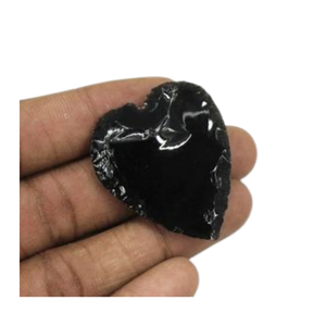Colgante de Piedra Preciosa con Forma de Flecha del Amor Tallada a Mano, el Más Vendido, Regalo Espiritual Hecho a Mano - Product Image 1