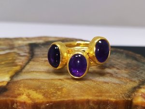 Anillo de Plata de Ley 925 Hecho a Mano con Triple Amatista de Lujo, Sin Níquel, Regalo para Ella, Día de la Madre - Product Image 6