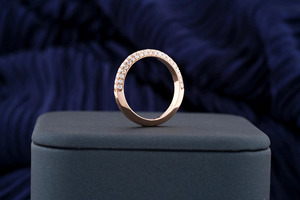 Anillo de Boda de Oro Rosa de 14K con Diamantes Cultivados en Laboratorio - Product Image 4
