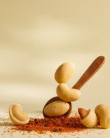 Dragées de chocolat multicolores Queenam de qualité supérieure, fabrication directe HALAL OEM/ODM, amandes et noix de cajou enrobées de shichimi, 75g