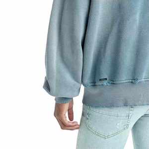 เสื้อฮู้ดดี้โอเวอร์ไซส์สไตล์ดิสเทรส ผลิตจากผ้าฝ้ายพรีเมียม พร้อมการซักแบบพิเศษ ดีไซน์ขาดๆ แต่งลายปัก พิมพ์ลาย และรับผลิตแบบ Private Label - Product Image 5