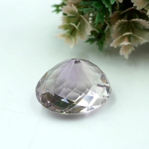 พลอยอเมทิสต์ธรรมชาติ รูปทรงวงรี 32.70 กะรัต แบบเม็ดเดี่ยว - Product Image 2