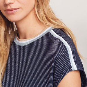 Últimas Camisetas Populares de Mujer con Patrón Sólido, Mejores Precios de Fábrica, Ropa Casual, Opciones de Tallas Grandes, Decoración con Botones, Logotipo Frontal - Product Image 4