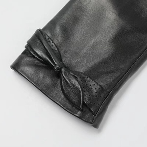 Gants en cuir de luxe personnalisés pour femmes, gants de mode pour femmes - Product Image 2