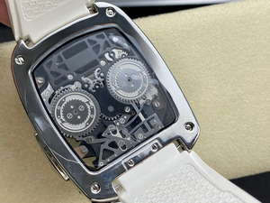 Precision Manufacturing of Luxurious Silver Tourbillon Automatic <b>Mechanical</b> Men's <b>Watch</b> for Leisure Travel and Commuting - Product Image 5
