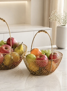 Panier à fruits élégant en fil doré avec poignée, bol de rangement décoratif en métal pour fruits et légumes, pour comptoir de cuisine, table à manger, maison - Product Image 4
