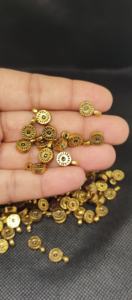 Breloques et pendentifs en laiton faits à la main, aspect antique, sur mesure, adaptés aux créateurs de bijoux - Product Image 5