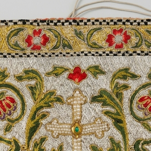 Bursa litúrgica de iglesia hecha a mano, bordada a mano con hilo de oro, de terciopelo de lujo, para cruz de altar cristiana y misa - Product Image 6