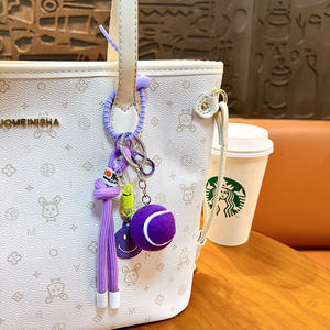 Porte-clés créatif et coloré en alliage de zinc, motif visage de tennis lumineux, avec pompon, écologique, pendentif de sac, petit cadeau pour voiture de sport - Product Image 6