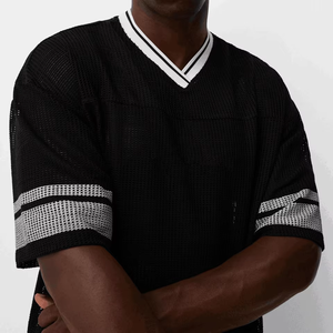 Maillot de football unisexe noir en mesh, col en V, sans manches, respirant, en polyester, uniforme toutes saisons, vêtements de sport pour adultes, nom d'équipe personnalisé - Product Image 5