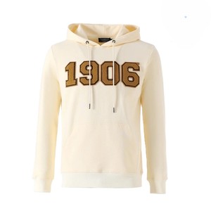 Sweat à capuche noir Alpha Black Chenille avec logo, coupe classique de haute qualité, 100% coton molletonné, vêtement décontracté - Product Image 5