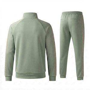 Ensemble de vêtements de sport pour homme, de qualité supérieure, flexible, pour l'exercice cardio, la course à pied et le confort quotidien - Product Image 2