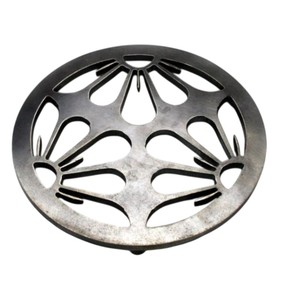 Elegante Salvamanteles Redondo de Metal con Diseño de Flores, Resistente al Calor, para Platos Calientes, Protector de Mesa de Cocina - Product Image 1