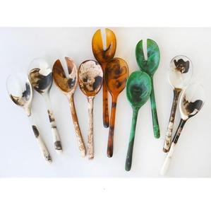 Cuillère et fourchette de service à salade en résine, faites à la main - Product Image 4