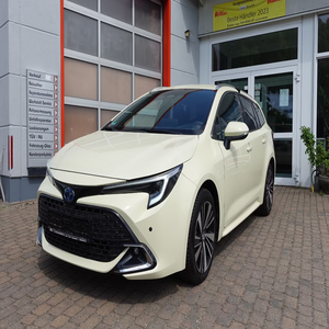 Toyota Corolla 1.8L Hybride Touring Sports Teamplayer, Véhicule Familial Économe en Carburant, Design Moderne, Confort de Conduite - Product Image 1