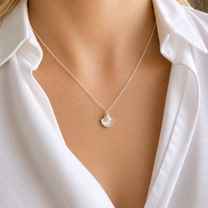 NIKHIL GEMS Élégant Pendentif Vintage en Argent Sterling avec Perle Coquillage, Bijou de Fiançailles Certifié par un tiers, Cadeau d'inspiration côtière - Product Image 6