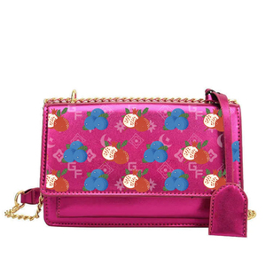 Bolso bandolera multifuncional para mujer, de marca privada al por mayor, con diseño de correa de hombro metálica y forma cuadrada pequeña. - Product Image 3