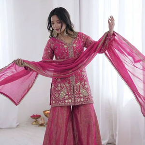 Conjunto de Kurti y Palazzo de Seda Fendy de Moda con Bordado de Lentejuelas y Dupatta de Encaje – Traje de Diseñador Listo para Usar - Product Image 1