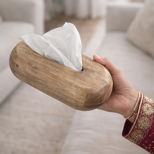 Elegante y sofisticado dispensador de pañuelos de madera de mango con diseño ovalado de alta calidad. - Product Image 1