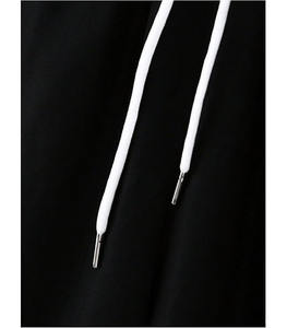 Camiseta blanca con estampado tropical de palmeras negras y veleros, camiseta de verano con diseño náutico inspirado en islas. - Product Image 3