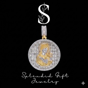 Pendentif religieux personnalisé en argent 925 plaqué or avec moissanite et zircon, motif Jésus, pour homme - Product Image 1