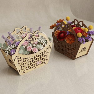 Panier décoratif en bois élégant avec design découpé au laser |   Organisateur multifonctionnel pour paniers de mariage, emballage cadeau et décoration - Product Image 4