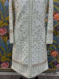 Sherwani para Hombre con Diseño Geométrico Cibernético Asimétrico, Cuentas de Cristal Plateadas con Toque Divino, Cuello Mandarín, Traje para Bodas y Fiestas - Product Image 2