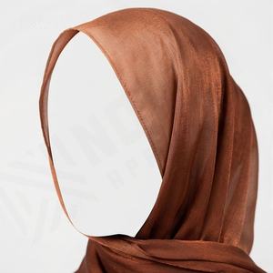 Voiles Hijab Imprimés en Modal Pur Luxueux, Couleur Ombrée Personnalisée, Foulard Doux Premium Tendance, Écharpes Musulmanes 180x70cm – Le Meilleur Choix - Product Image 4